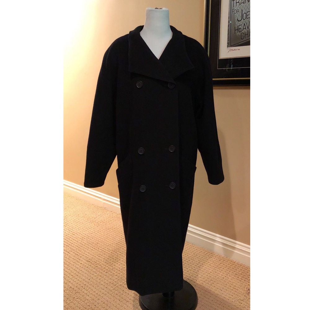 Black women’s pea coat, button set down front